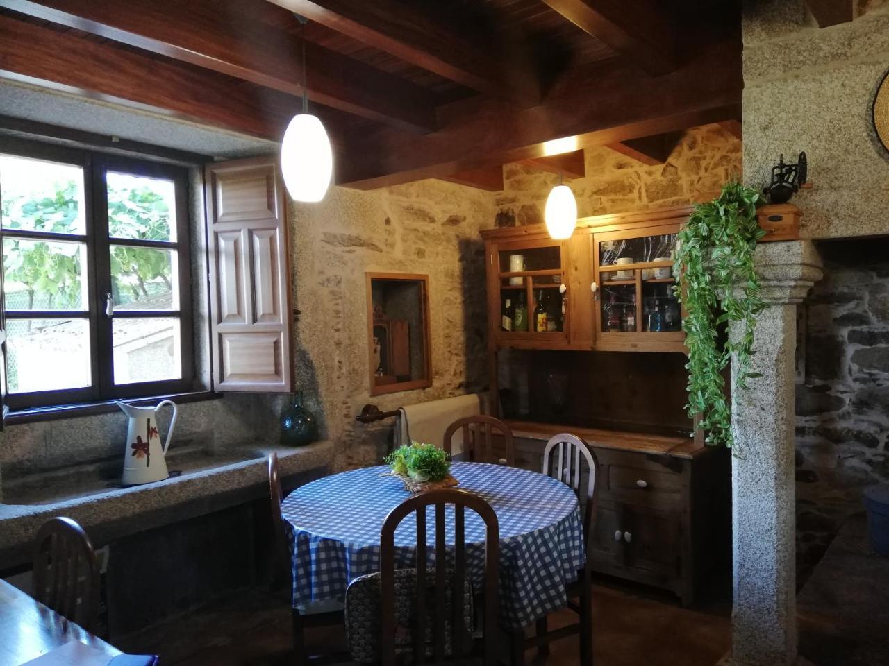 Гостьовий будинок Casa Do Tarela Lousame Екстер'єр фото